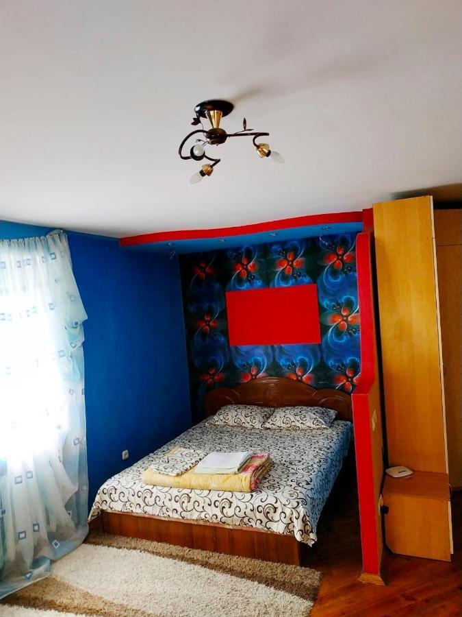 "Центр Ж/Д" Appartement Rivne Buitenkant foto